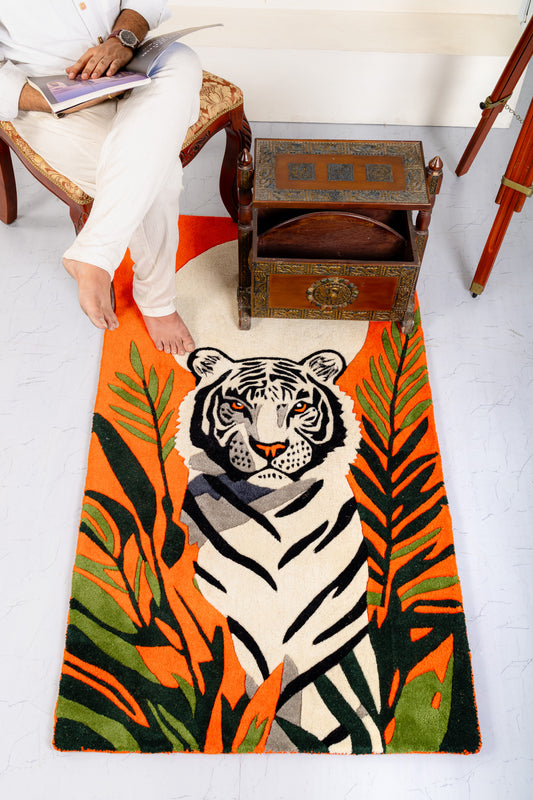 The white tiger (HT-0655)
